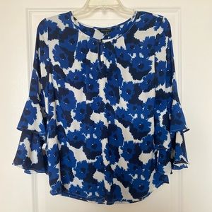 Women’s Banana Republic Blue Picot Flounce Sleeve Blouse - Size S